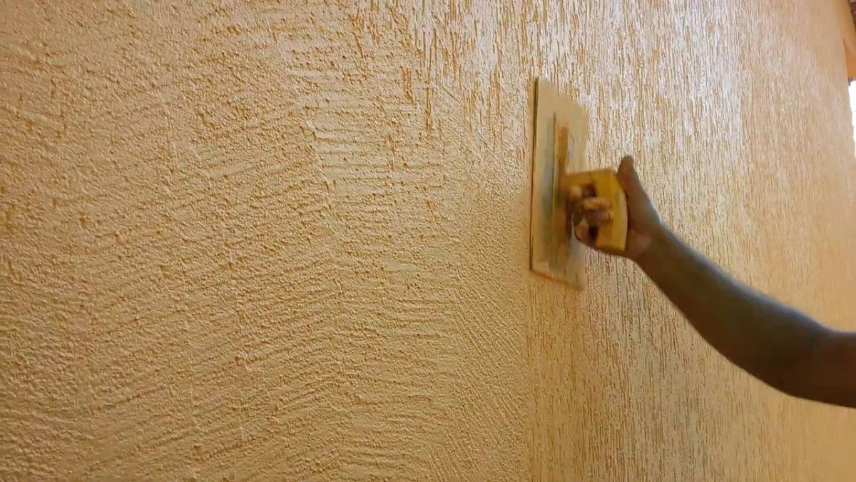 Венецианская штукатурка короед