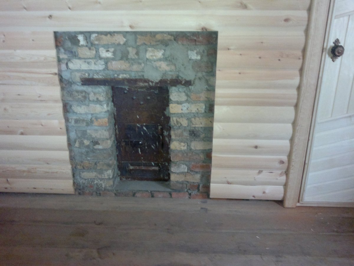 Теплоотражающий экран для печи