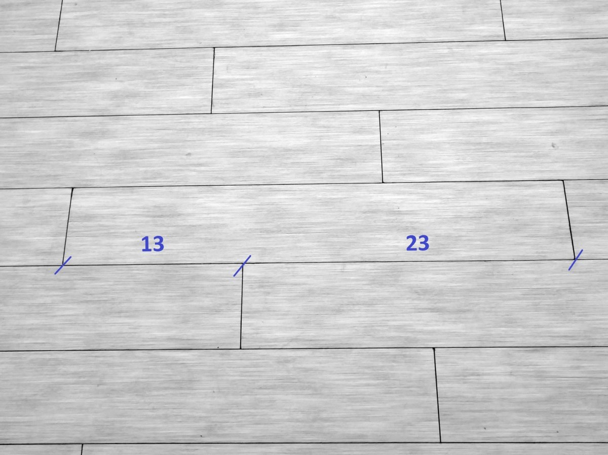 Керамогранит под дерево на стену