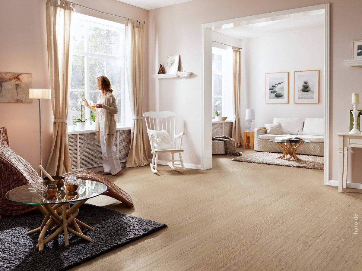 Бежевый ламинат в интерьере