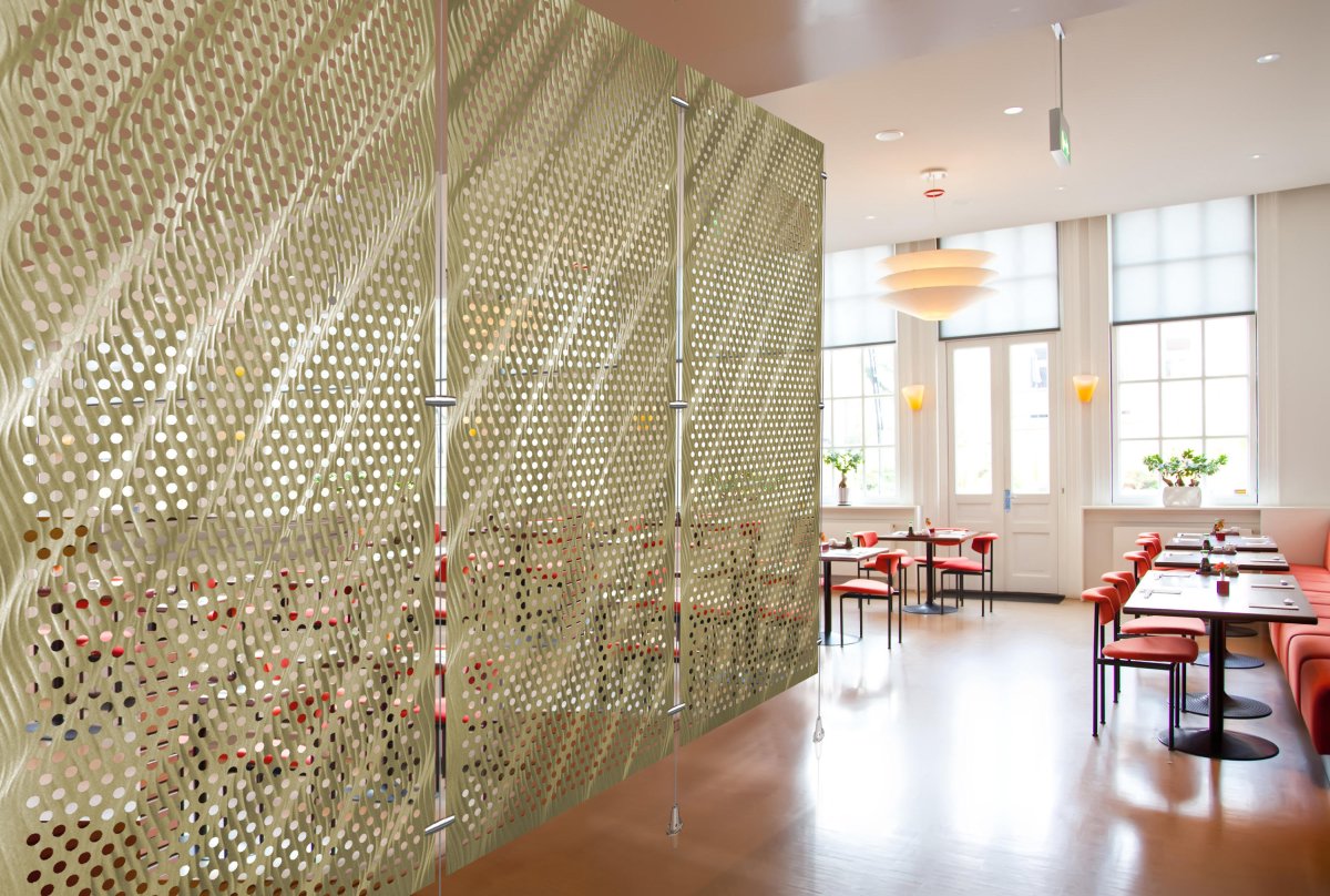 Шторы из фасадной сетки