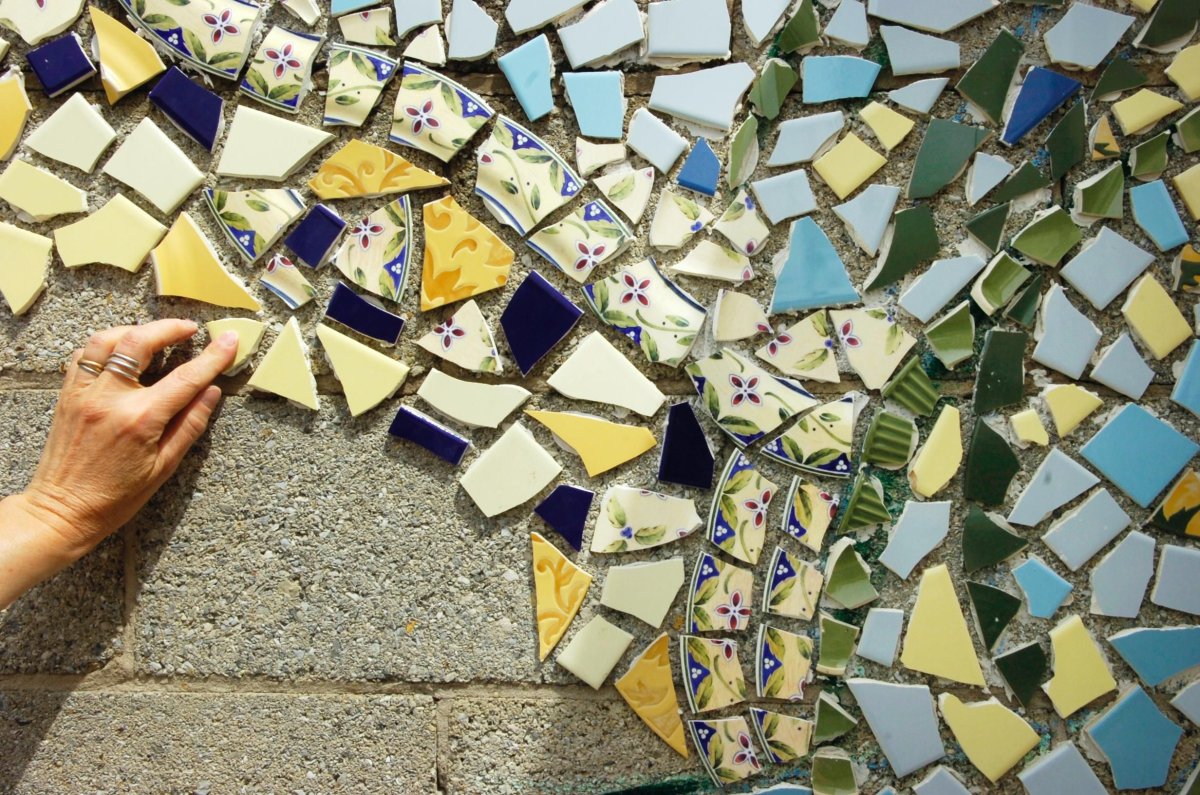 Мозаика из битого кафеля