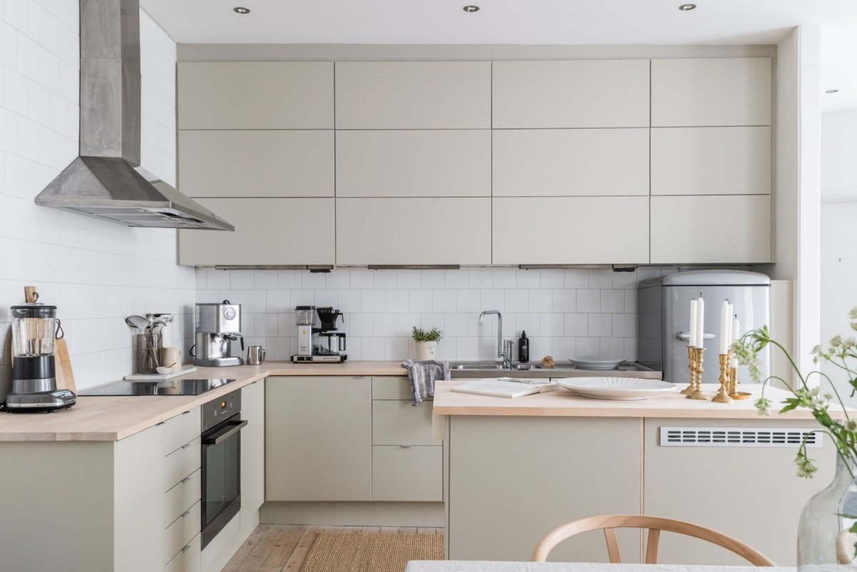 Бежевая кухня икеа