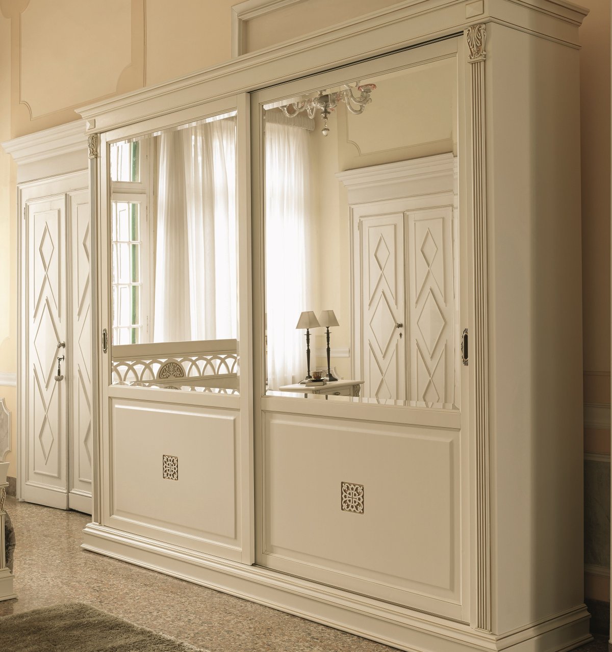 Прихожая сенатор стиль