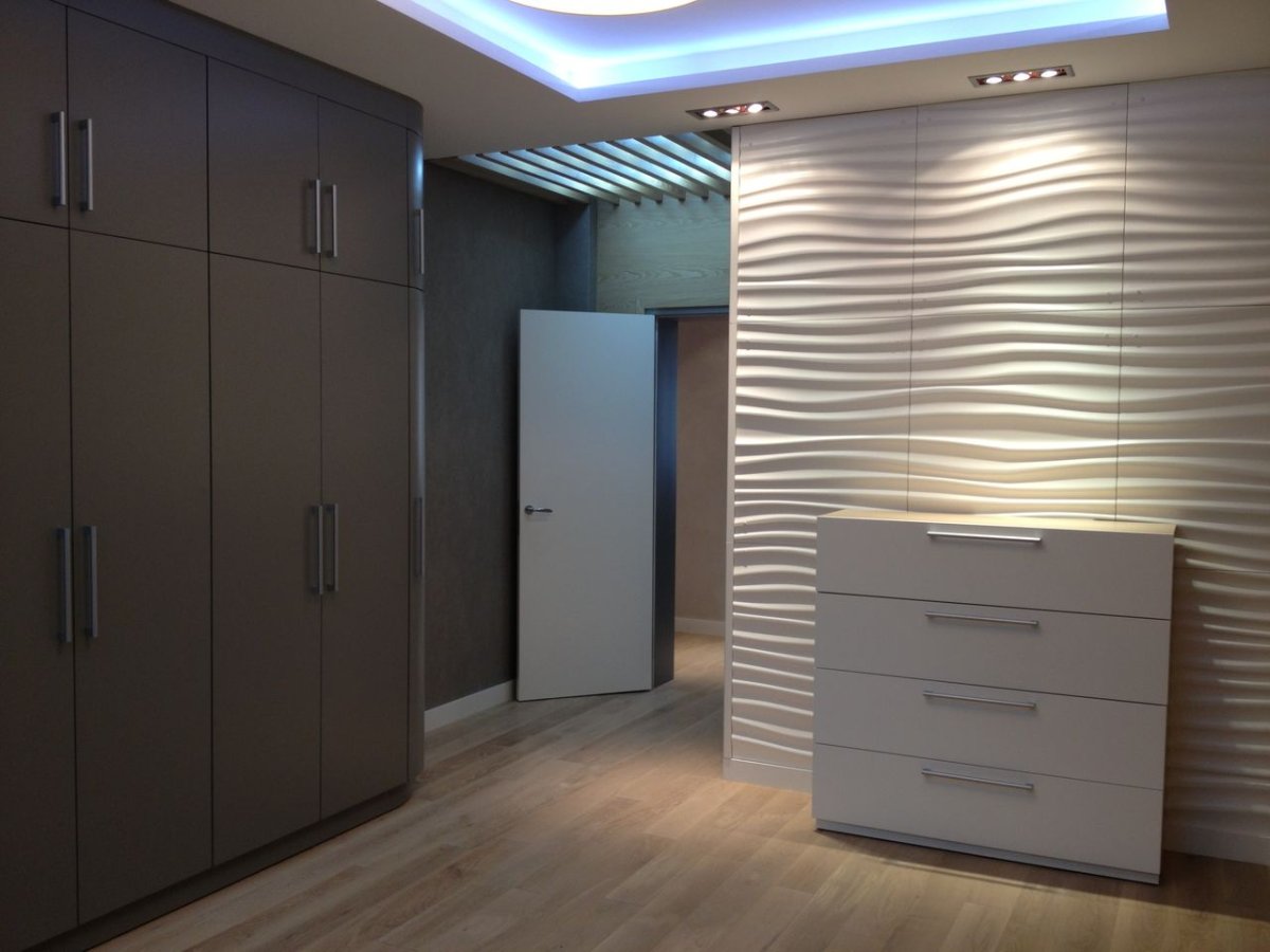 Отделка коридора панелями