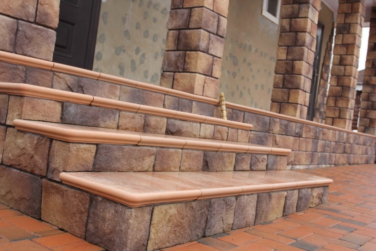 Красивые лестницы в средиземноморском стиле