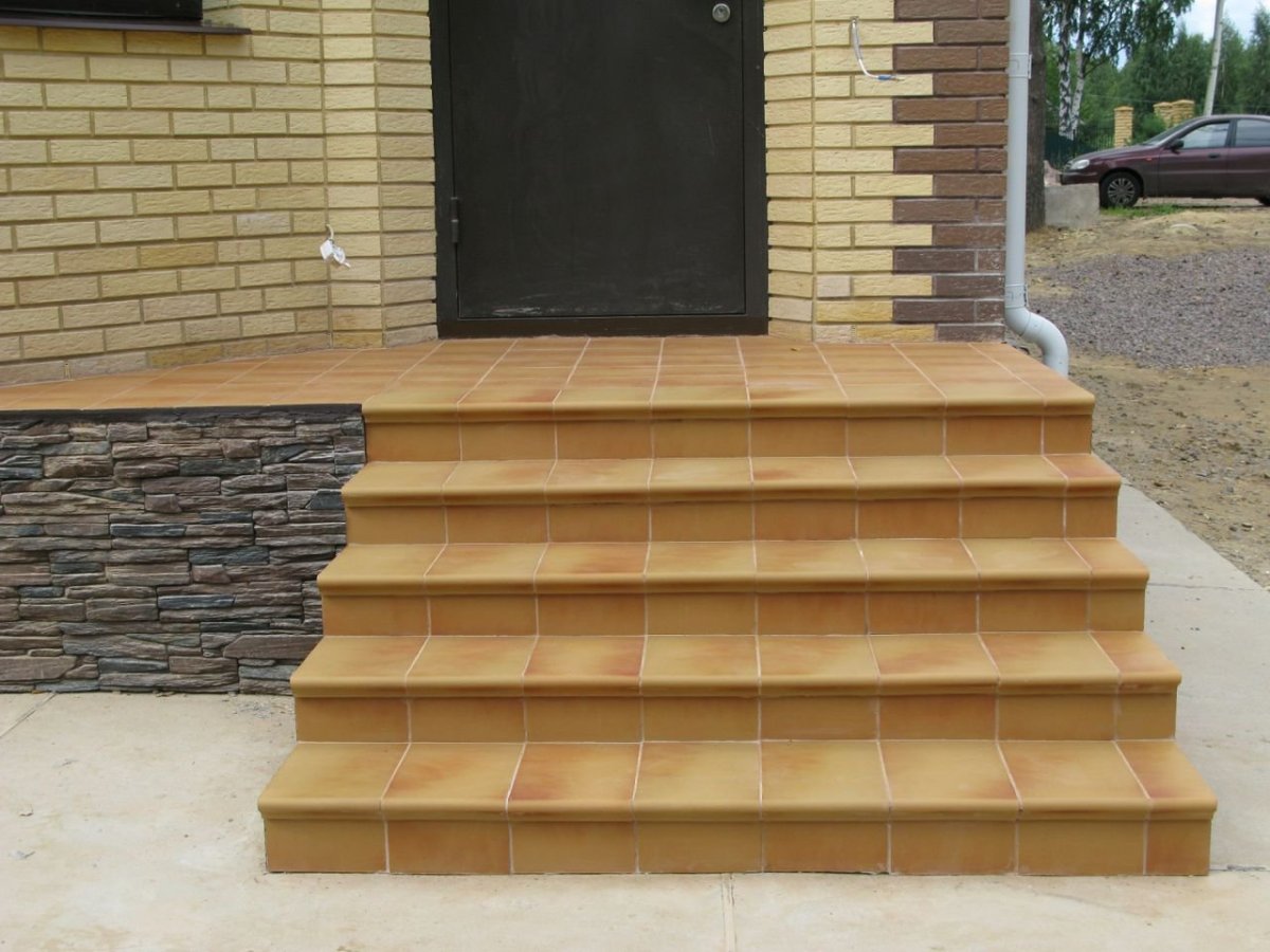 Ступеньки для крыльца