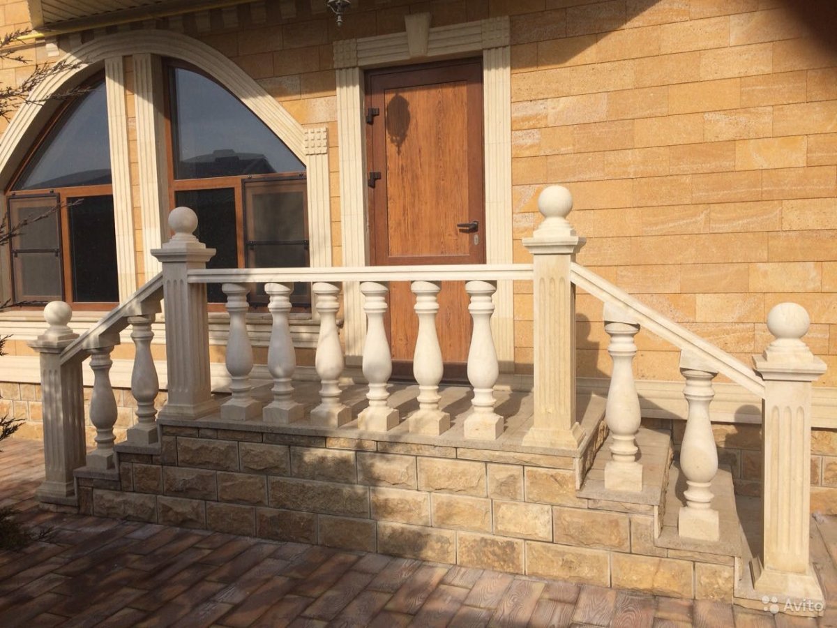 Отделка крыльца