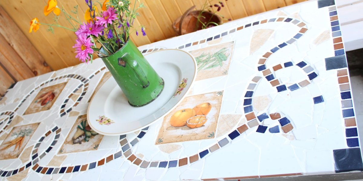 Беседка плиткой мозаикой