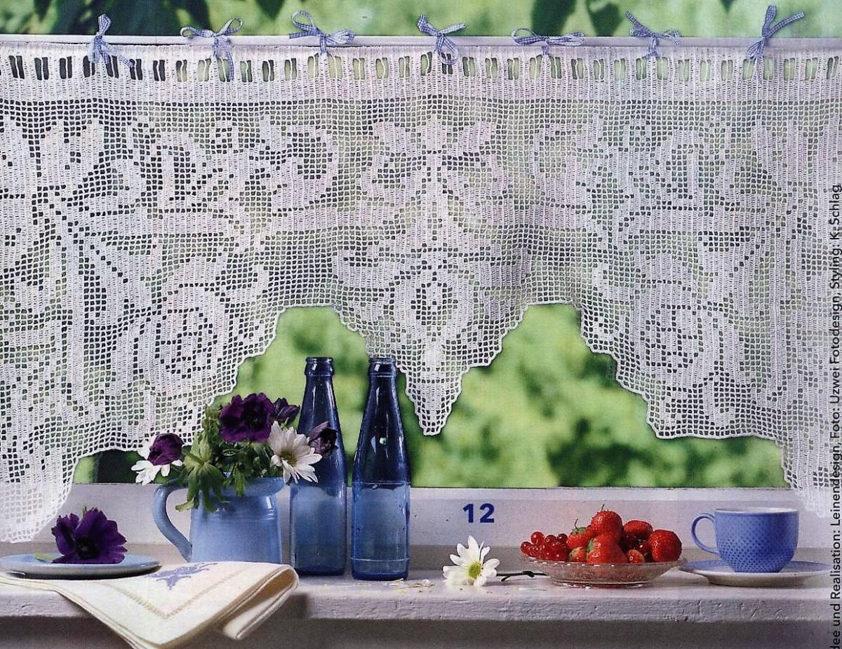 Вязаные занавески