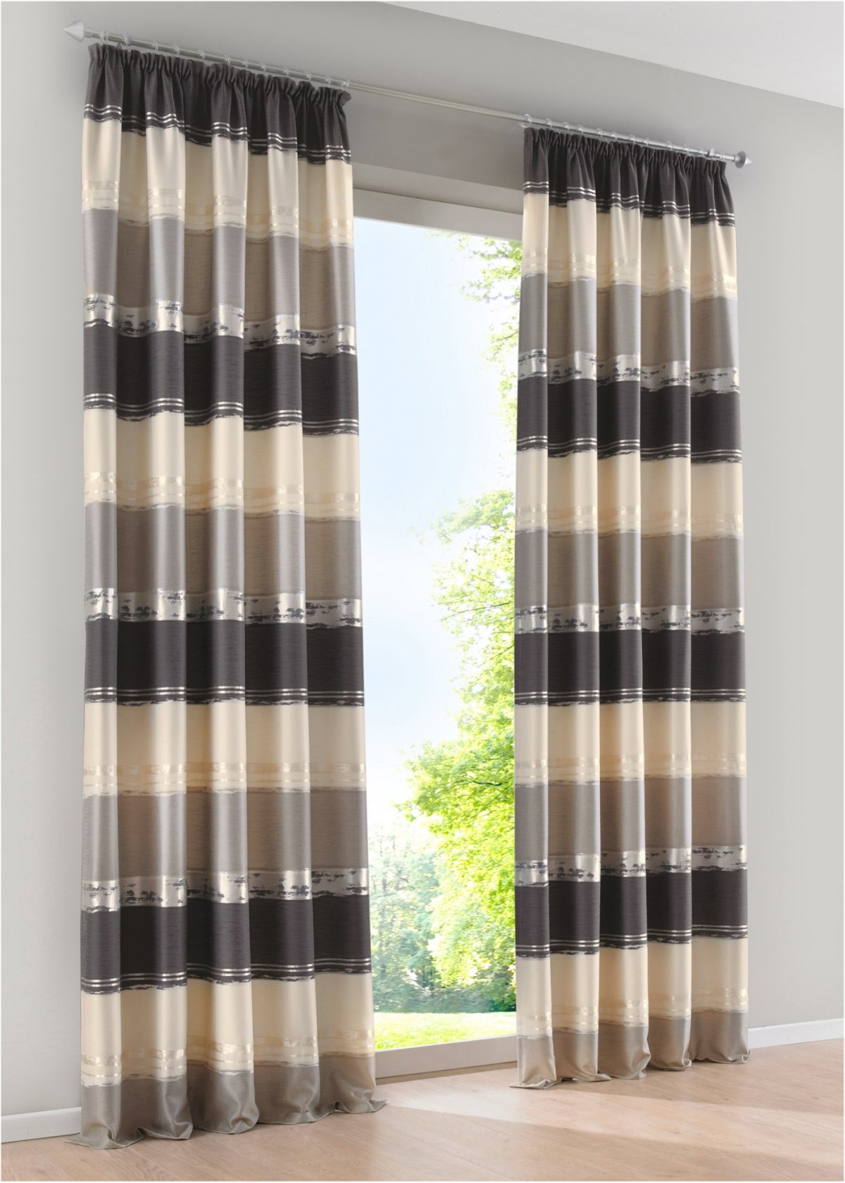 Шторы в горизонтальную полоску