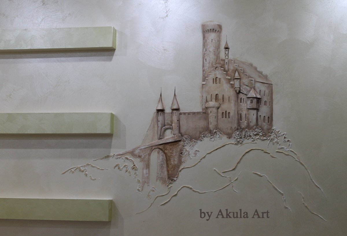 Лепнина замок на стене