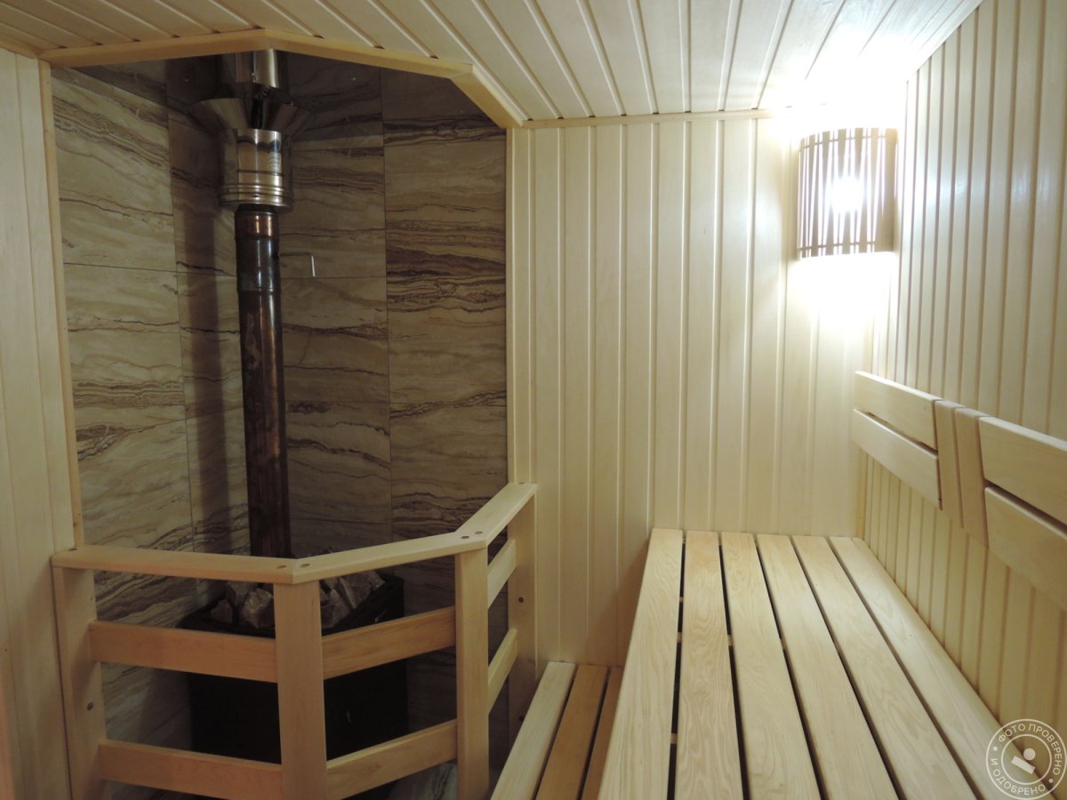Внутренняя отделка бани из бруса