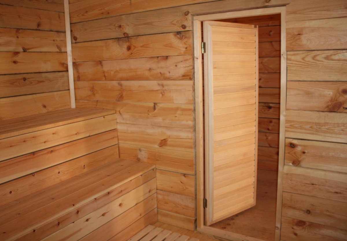 Баня из бревна внутри