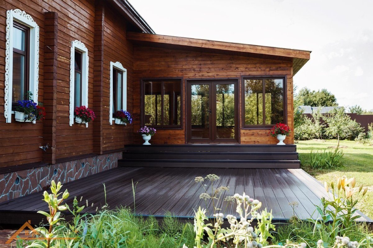 Отделка веранды снаружи