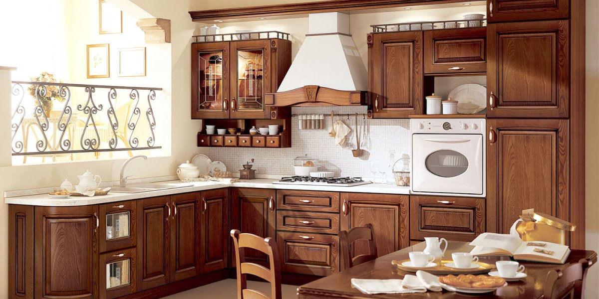 Кухня из массива дерева