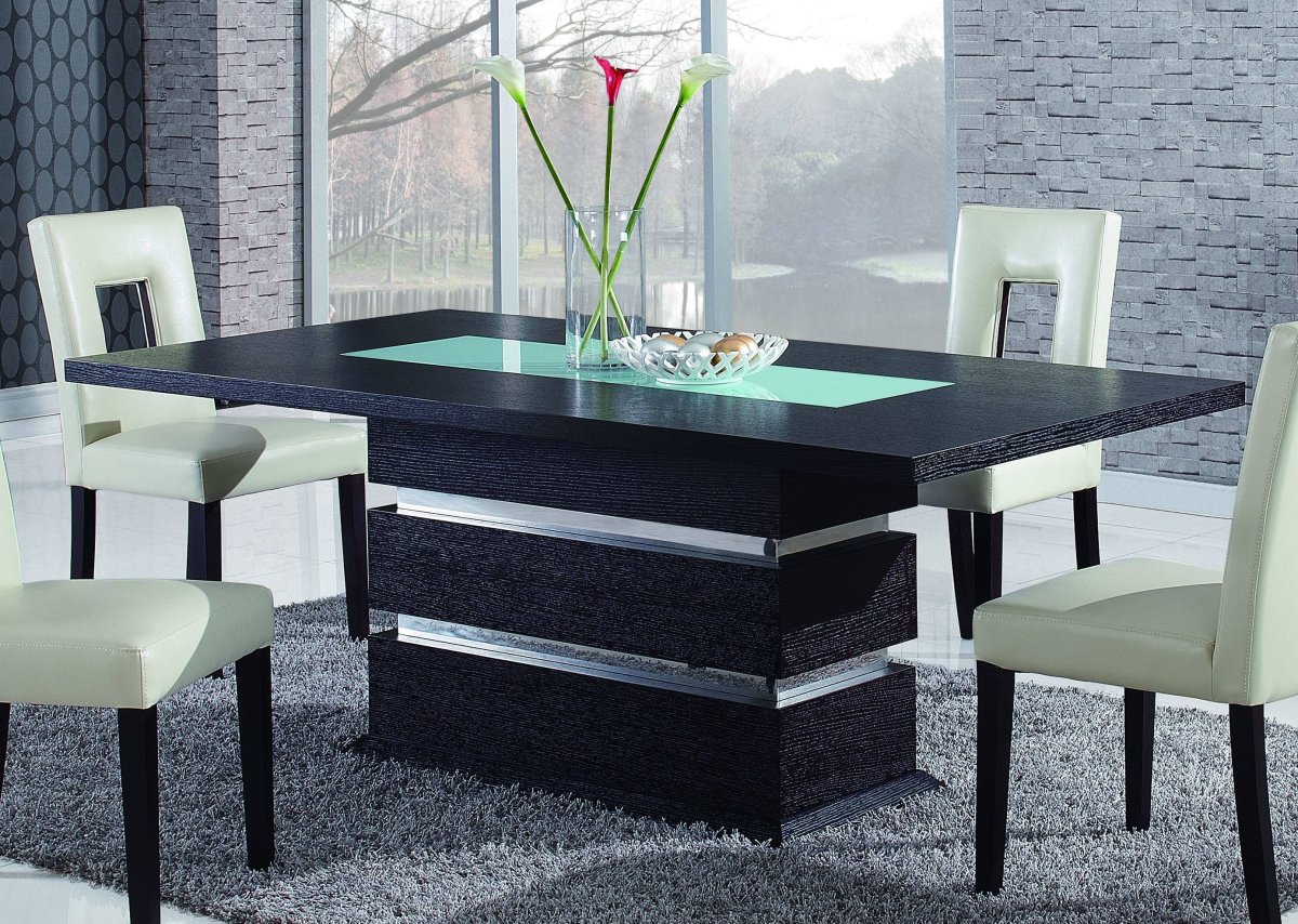 Стол кухонный