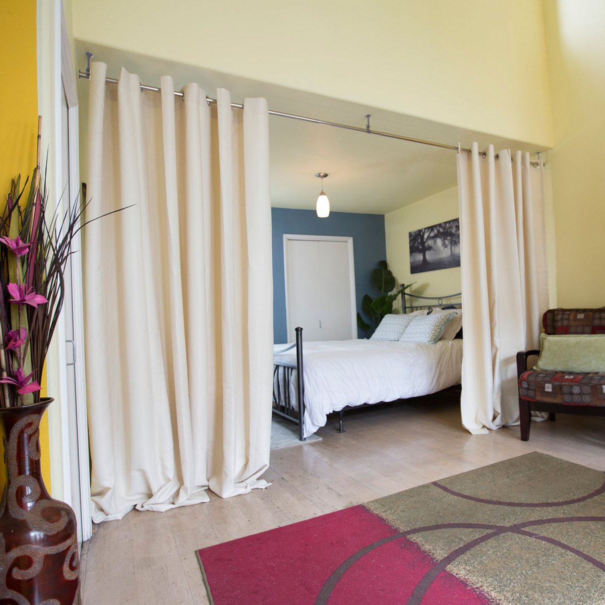 Зонирование комнаты шторами икеа