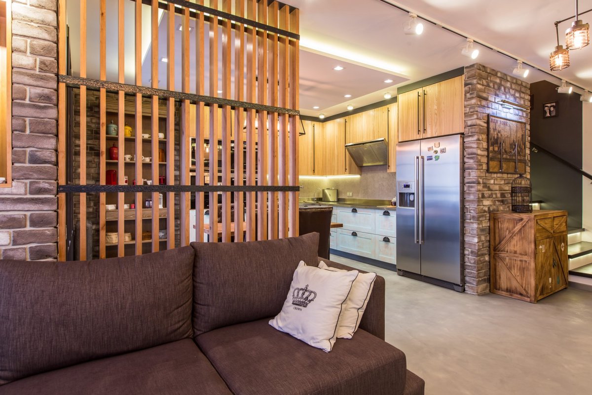 Перегородка в стиле лофт из дерева