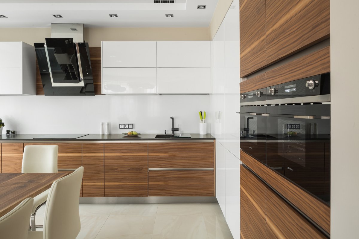 Современный кухонный гарнитур