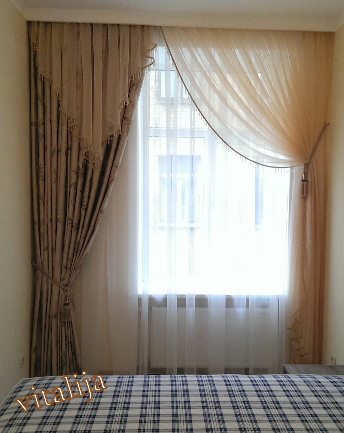 Тюль и штора на одну сторону