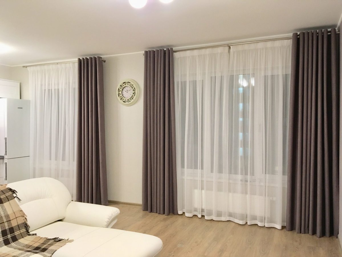 Карниз для штор в гостиную