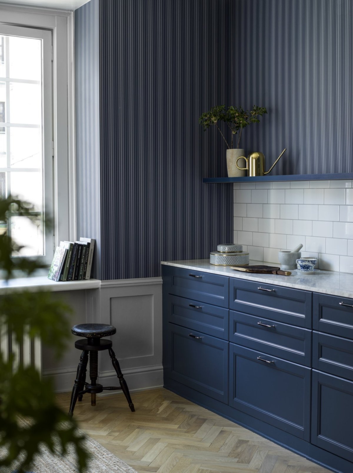 Темно синяя кухня икеа