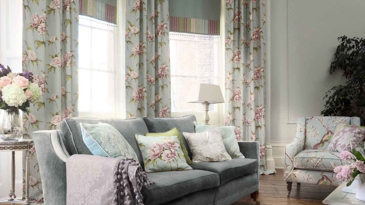 Серые шторы в интерьере