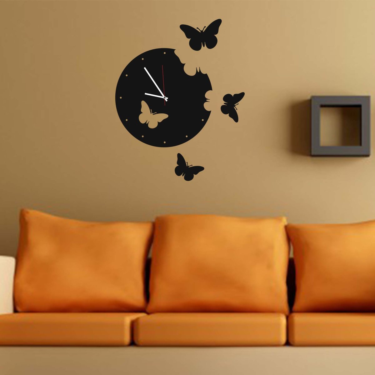 Декоративные часы из металла