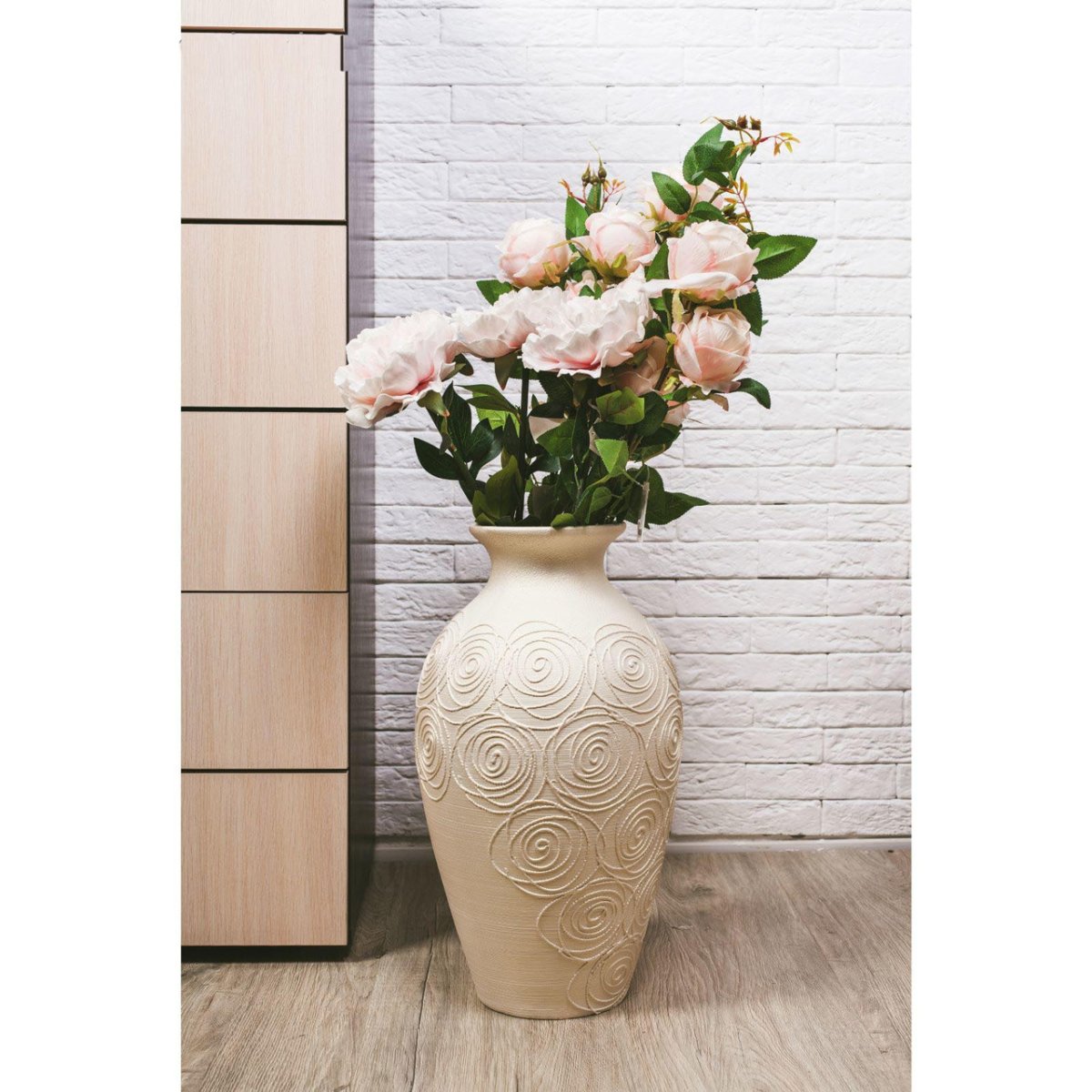 Напольные вазы для интерьера