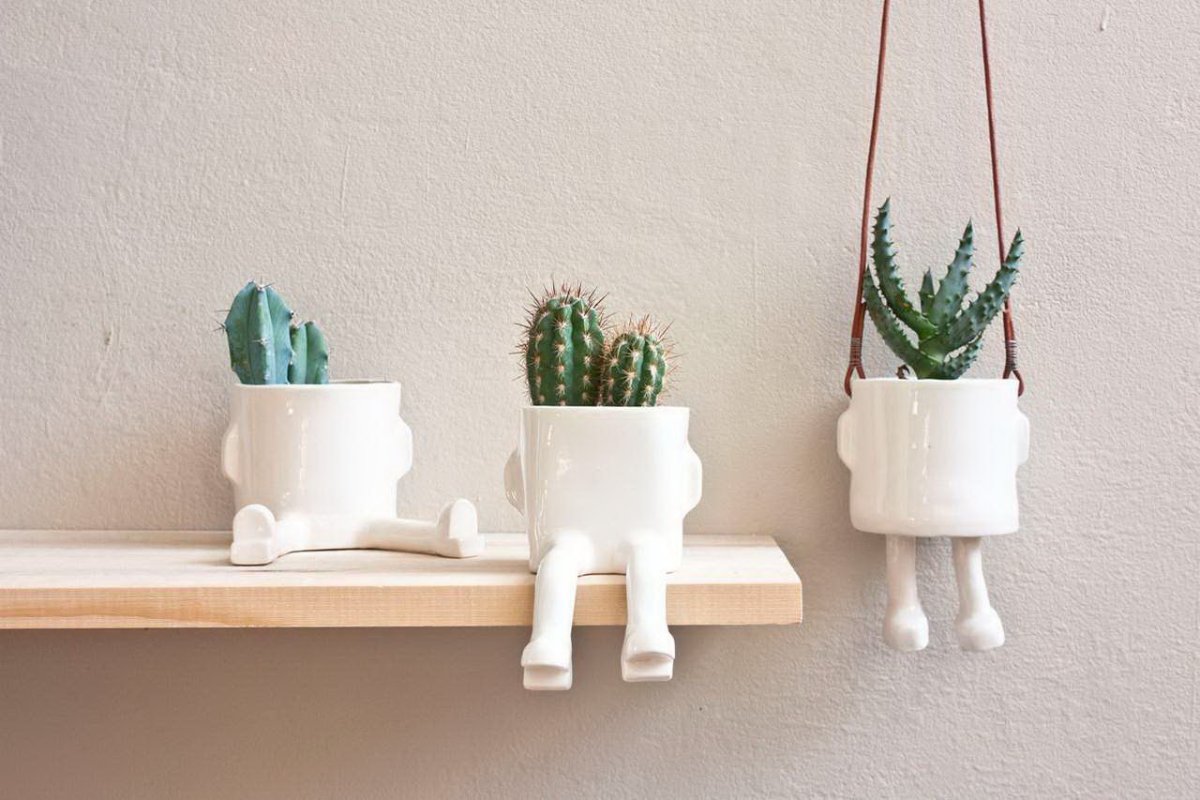 Настенные горшки для цветов