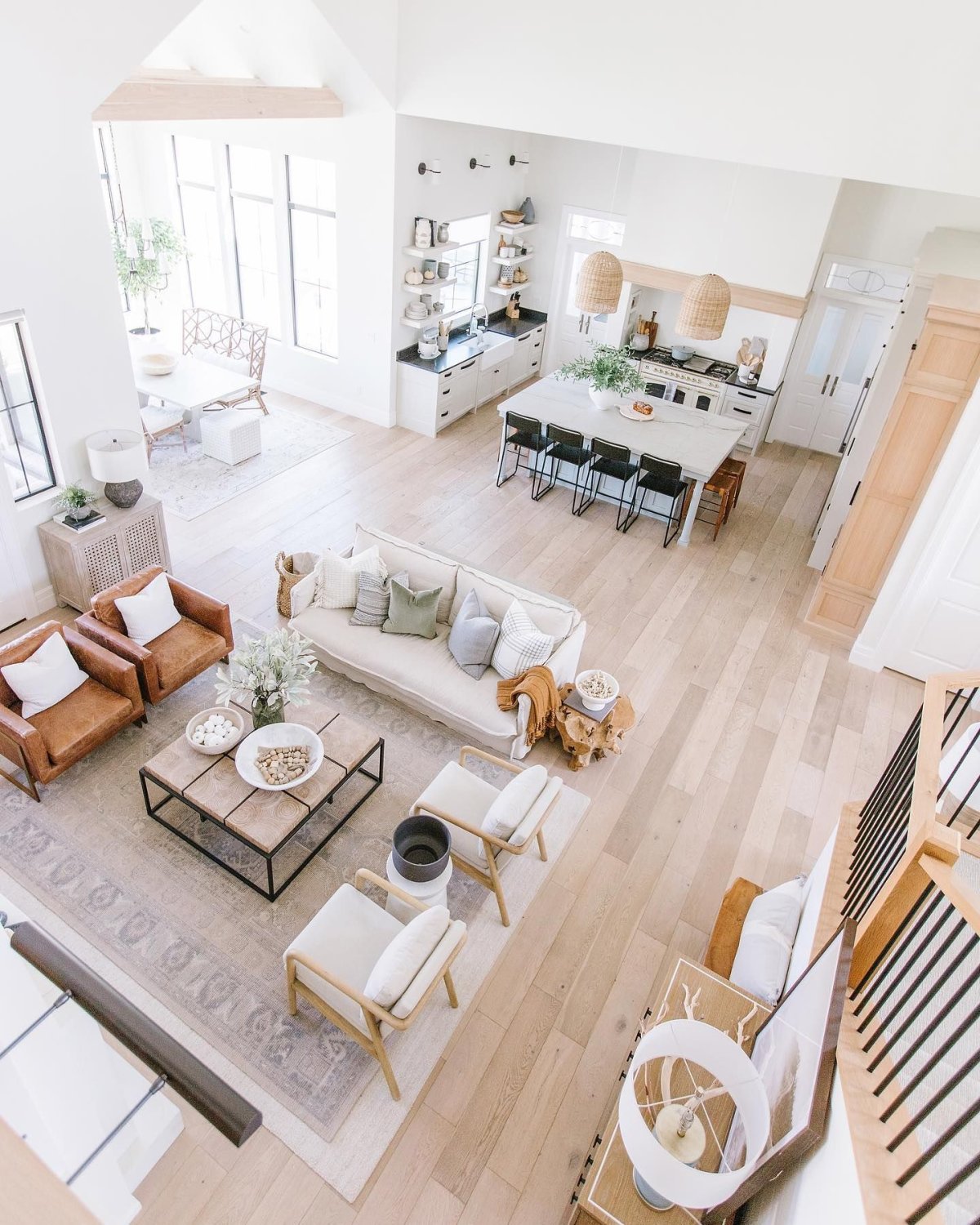 Небольшая уютная гостиная