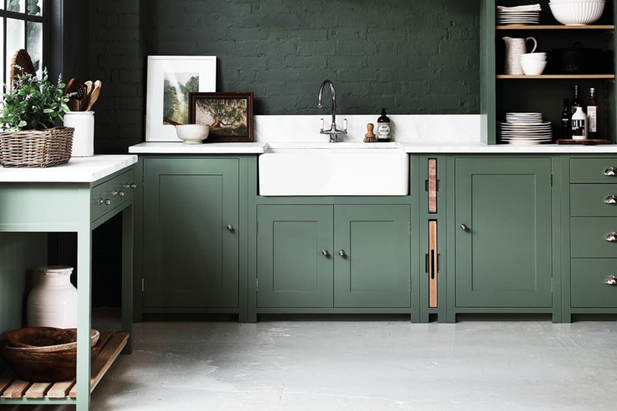 Столовая в зеленых тонах