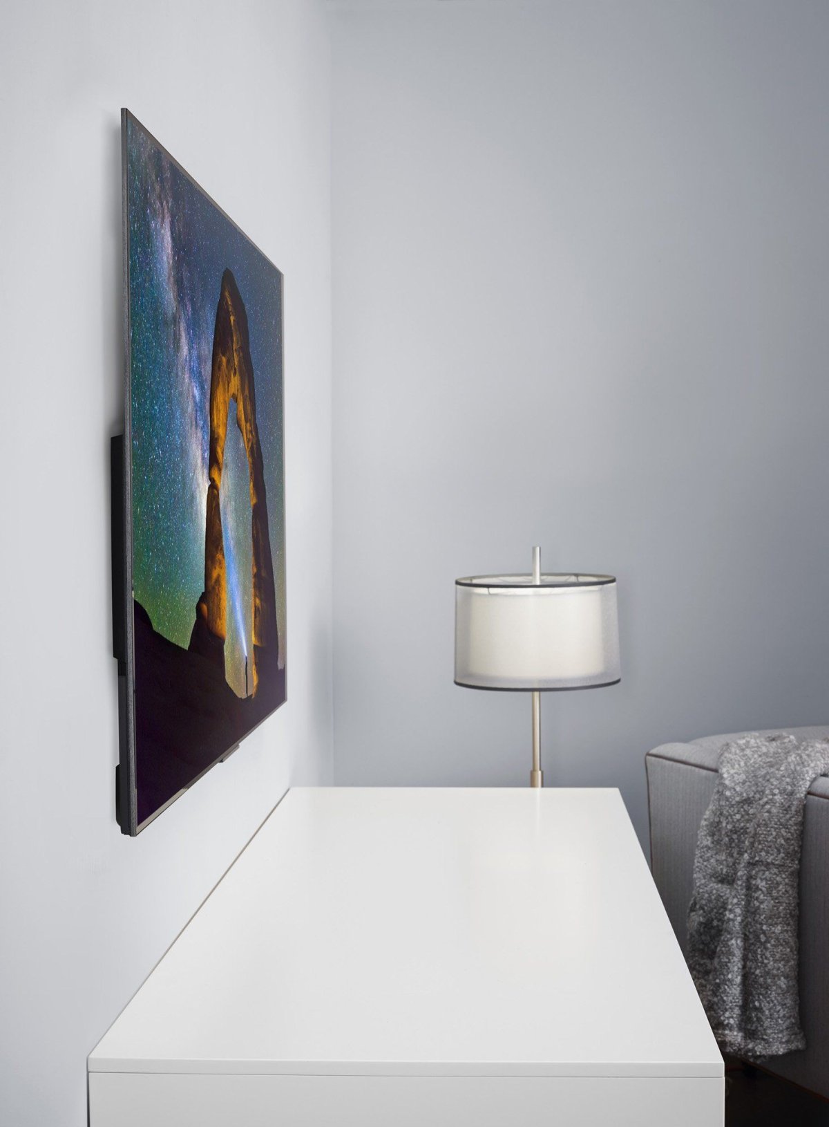 Ультратонкий телевизор Sony