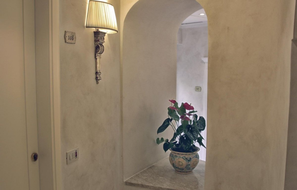 Штукатурка венецианка в коридор