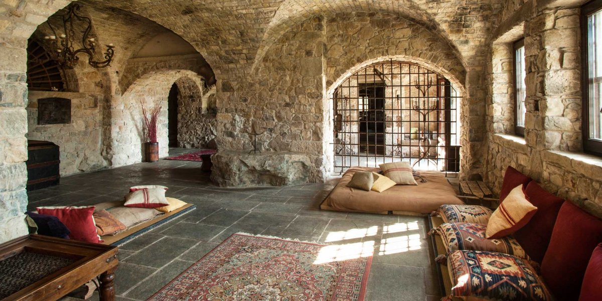 Готический стиль в интерьере средневековья