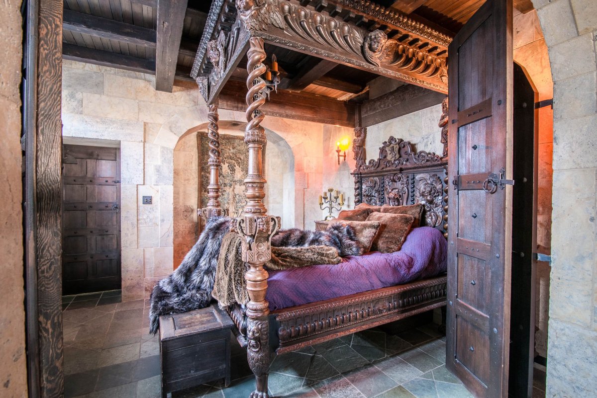 Комната Вики