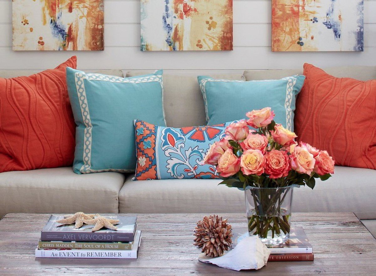 Интерьер в красно оранжевых тонах