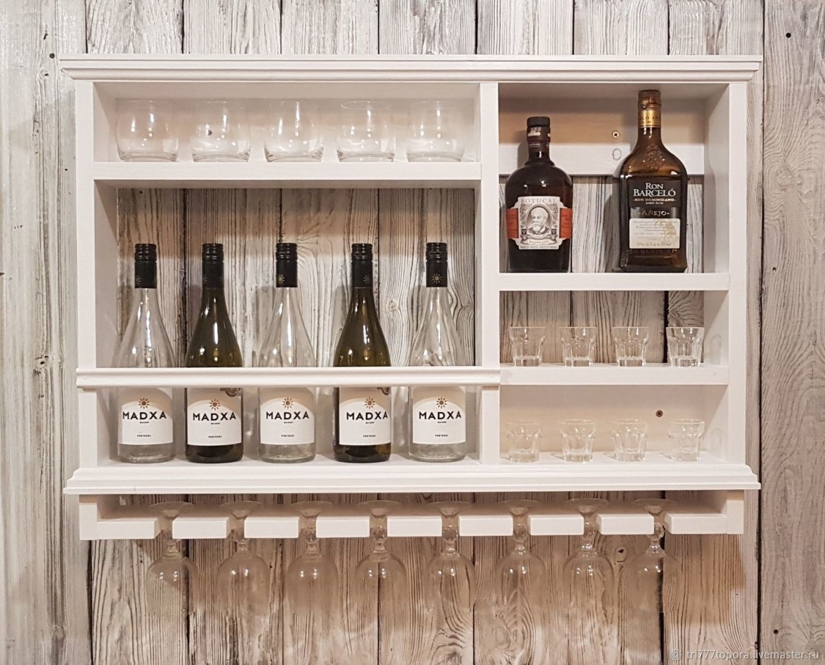 Винная полка на кухне