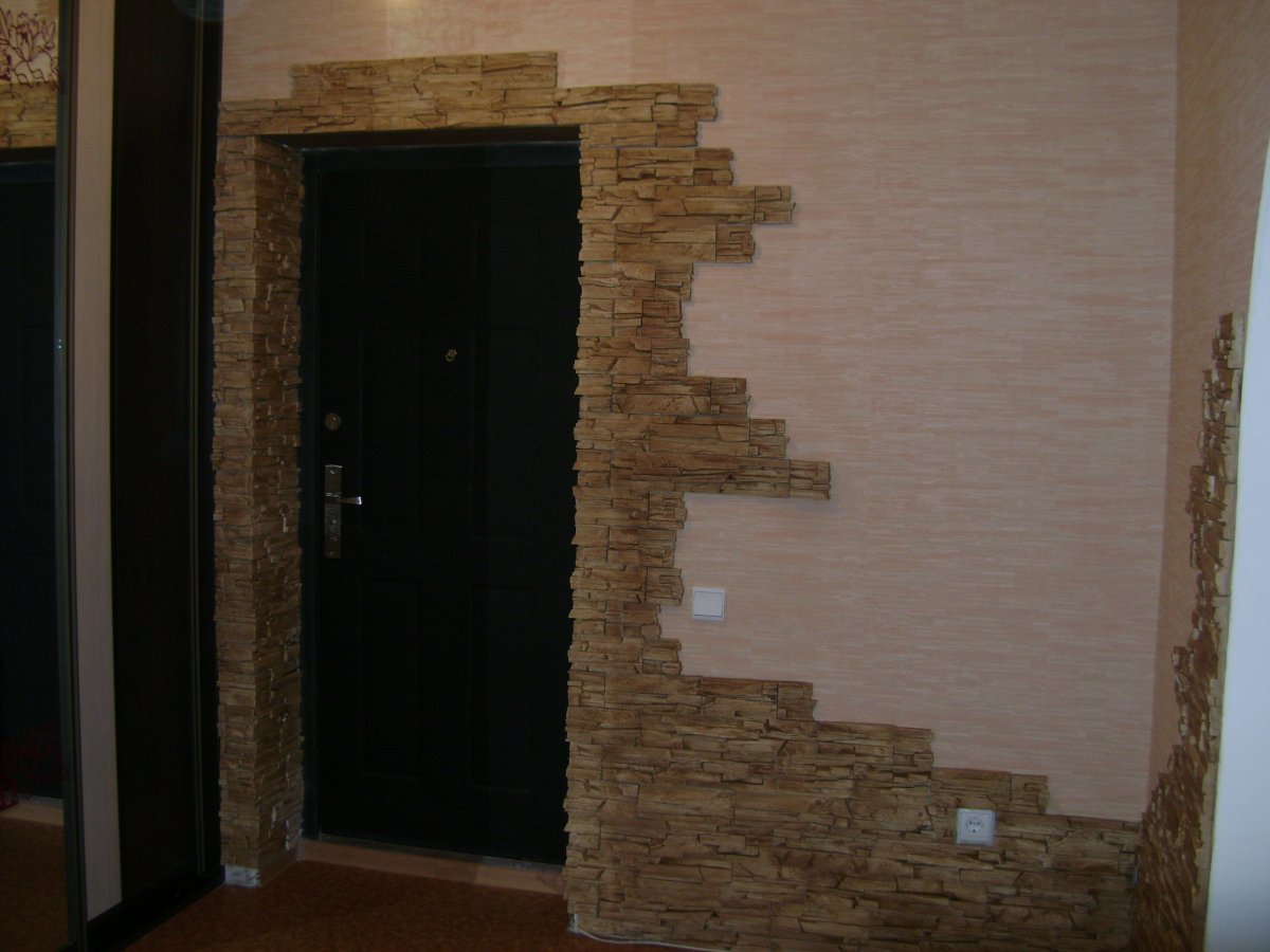 Отделка окон снаружи камнем