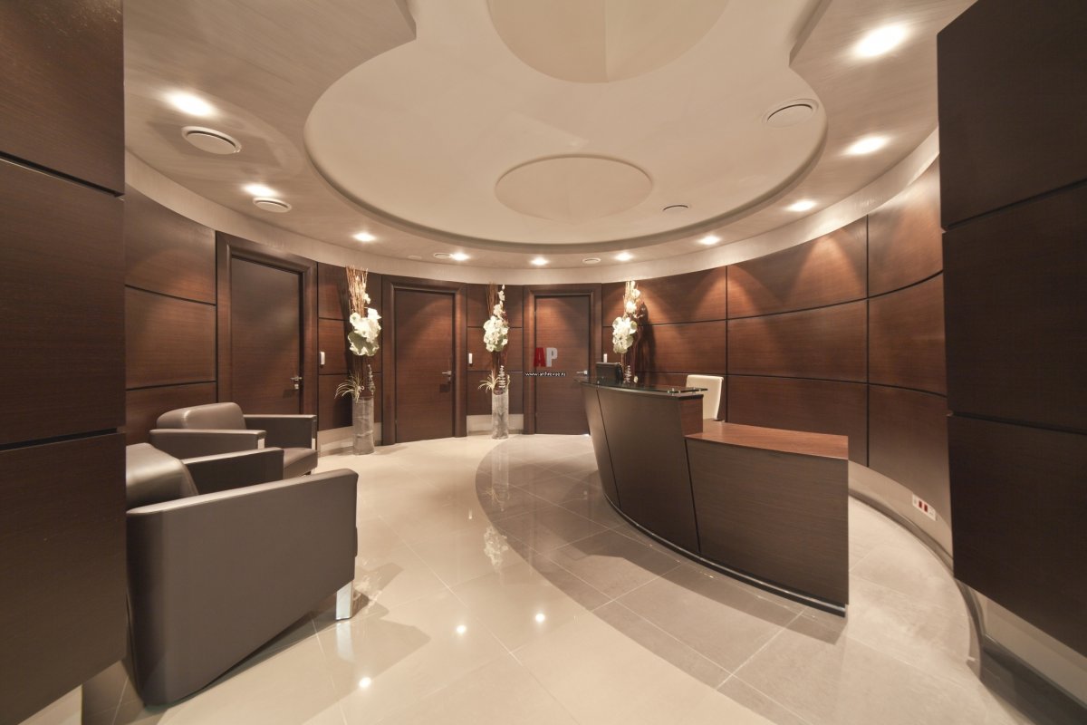 Приемная директора завода классическая