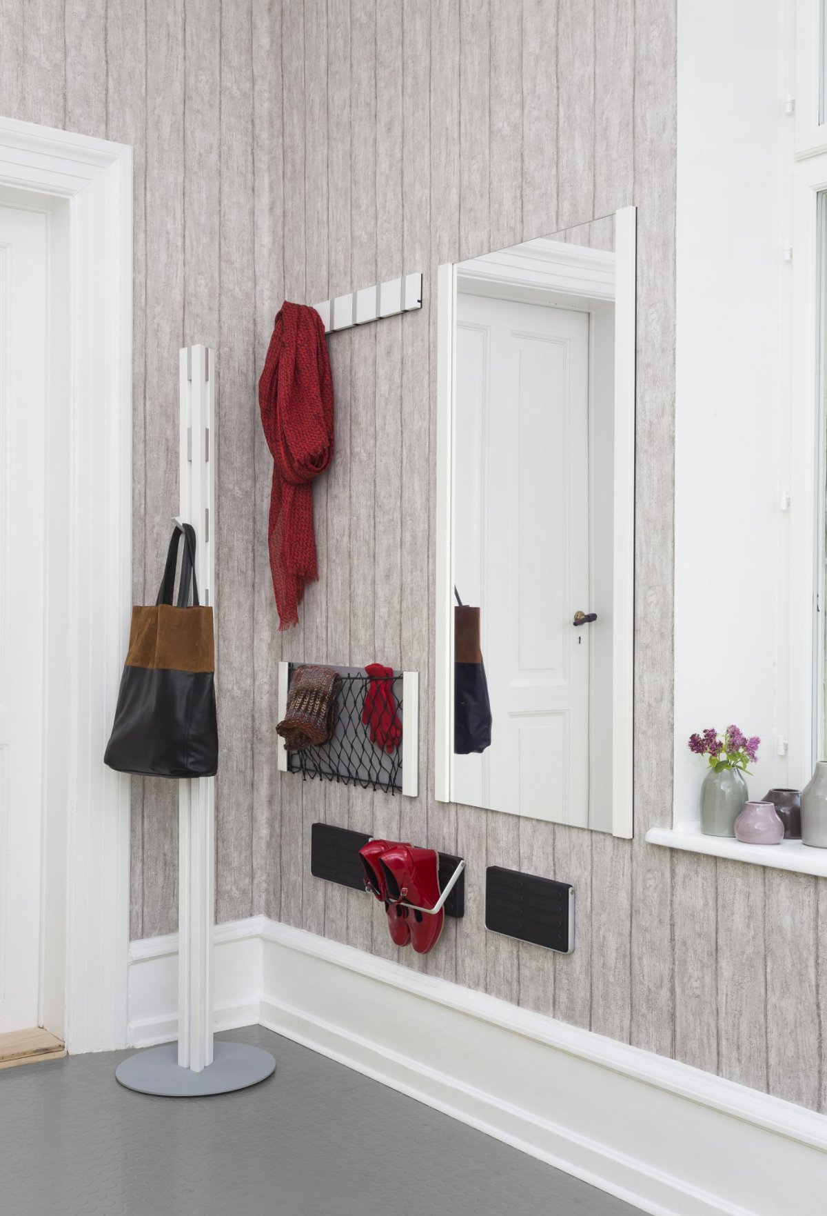 Угловая вешалка в прихожую