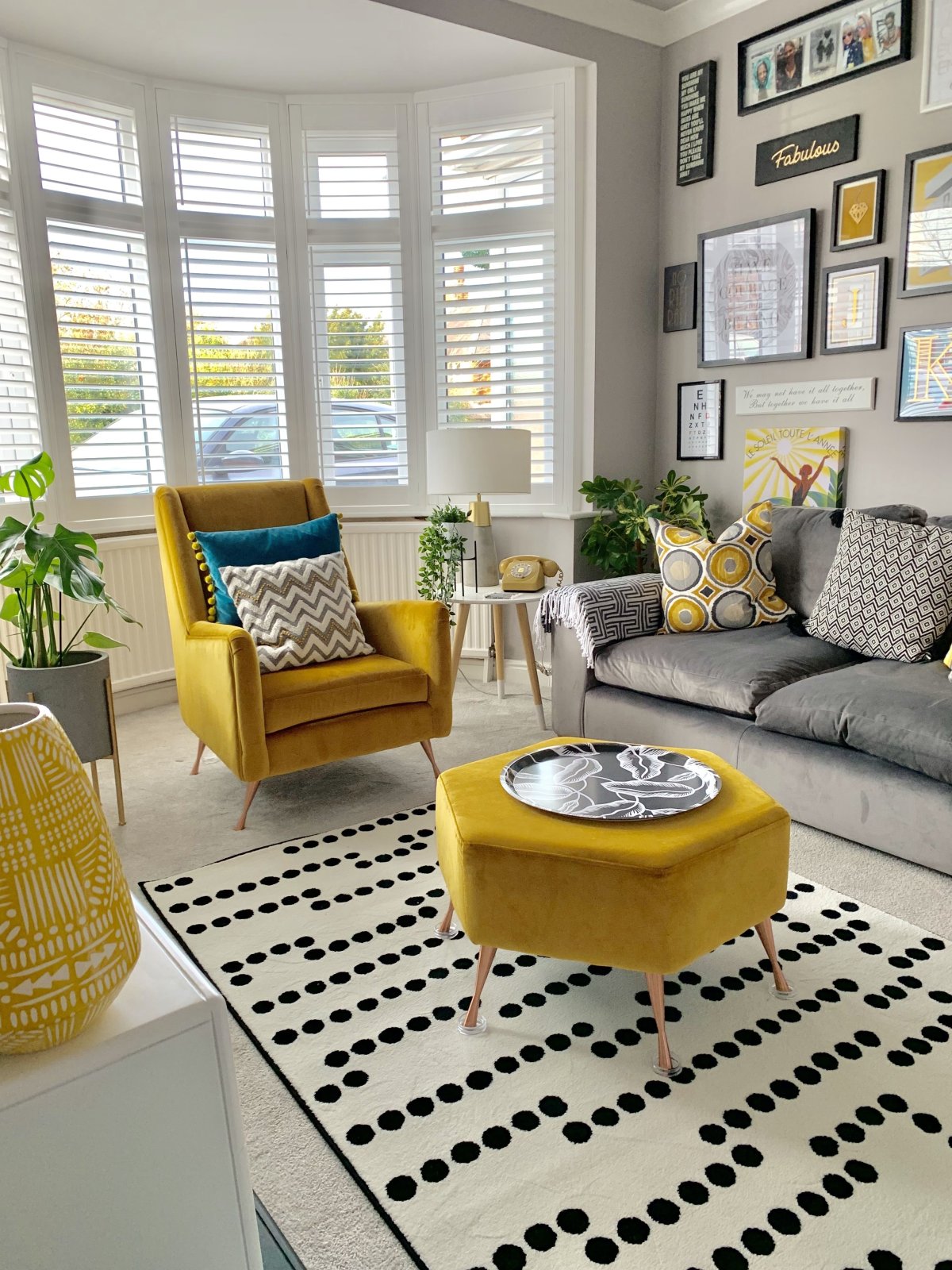 Гостиная икеа в серых тонах