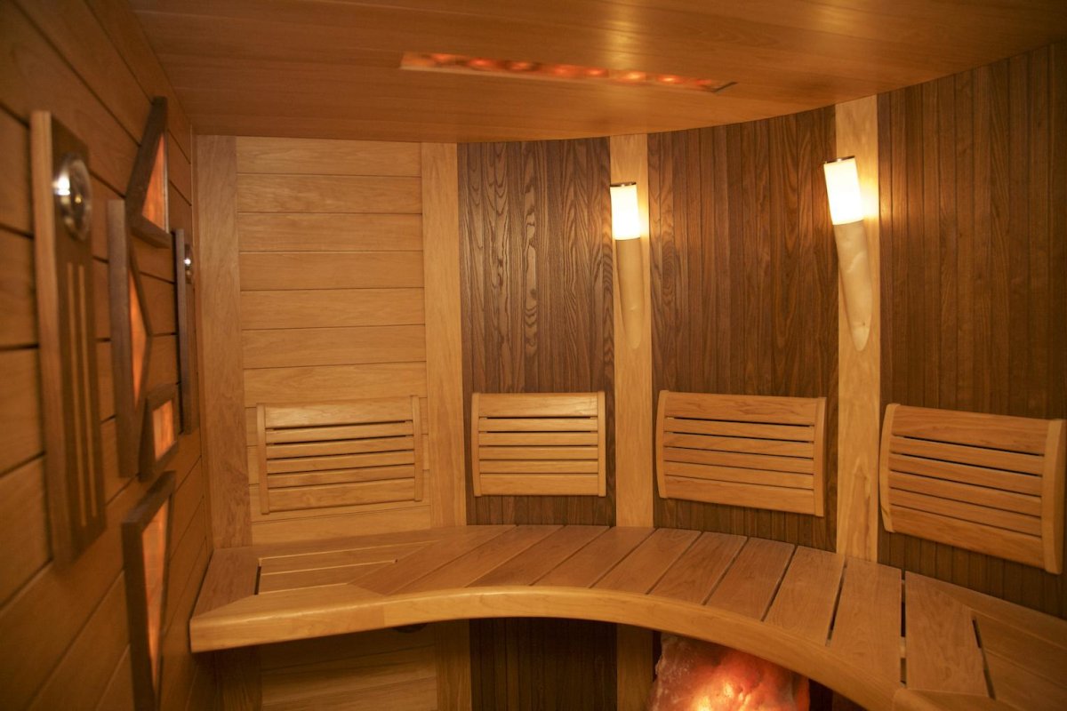 Подспинники в сауне