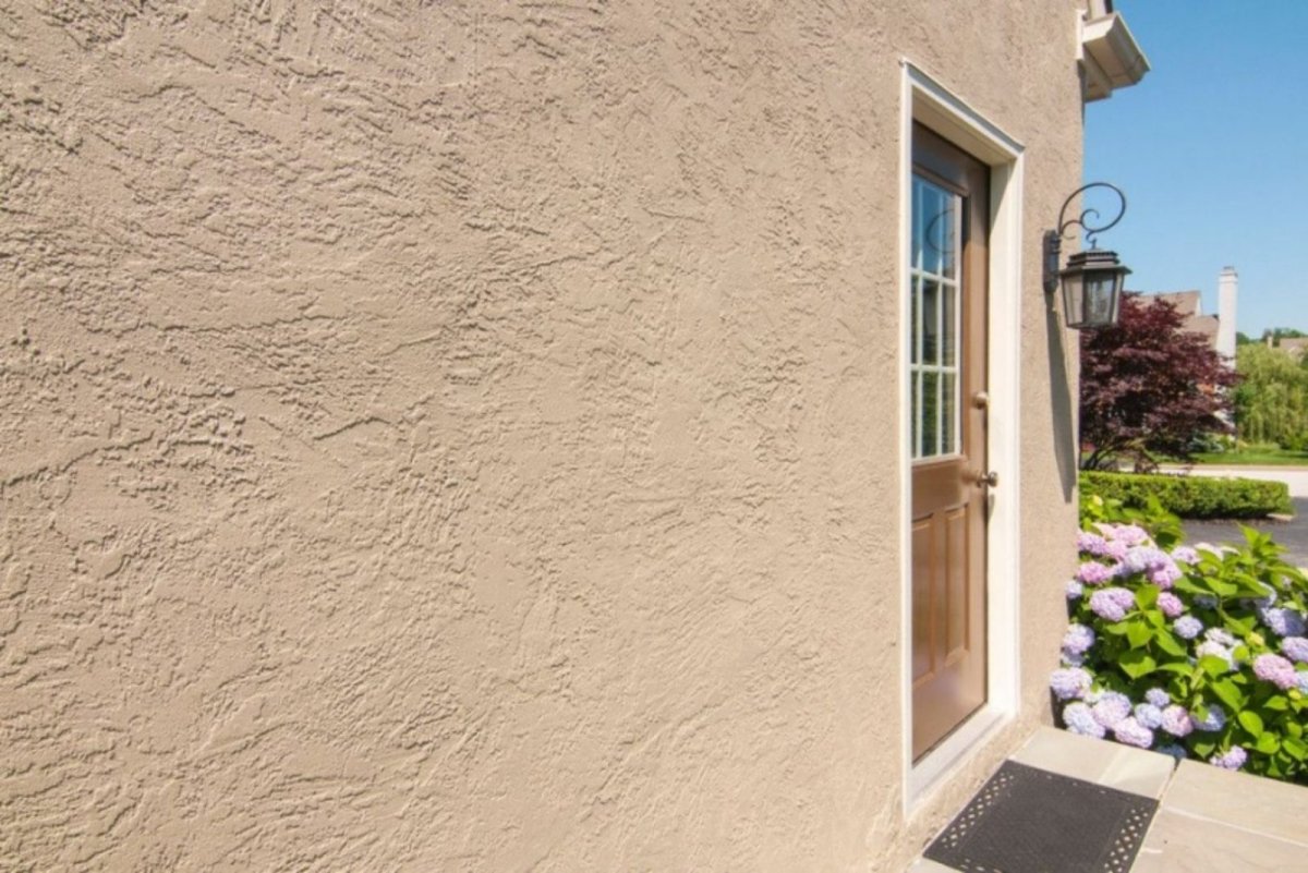 Венецианская штукатурка короед