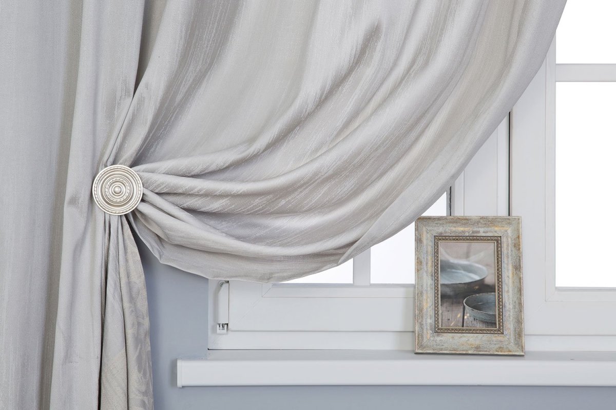 Занавески из льна в гостиную