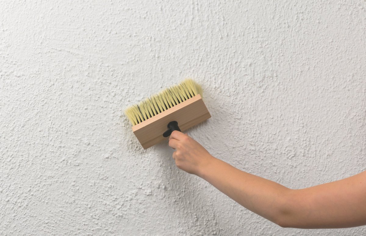 Декоративное окрашивание стен кистью