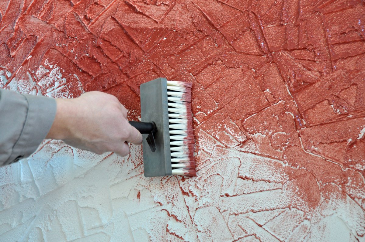 Нанесение фактурной краски