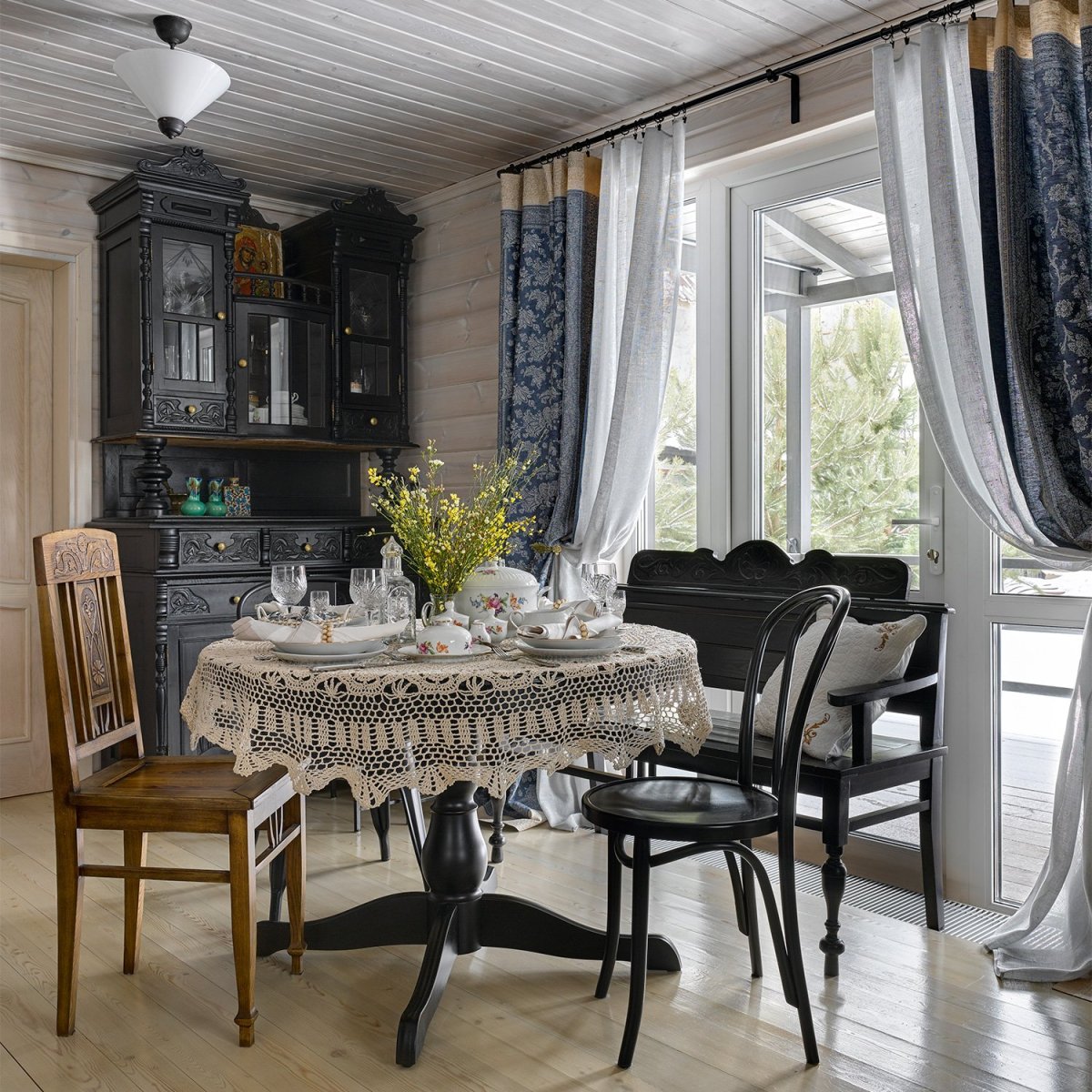 Гостиная в стиле русской усадьбы