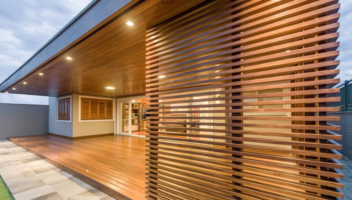 Веранда из деревянных планок